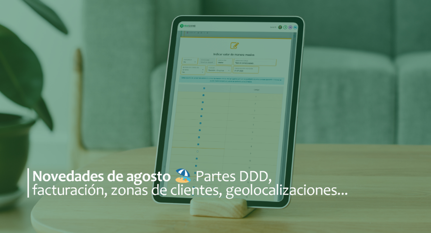 Tablet usando el software de Evisane con las novedades de Agosto